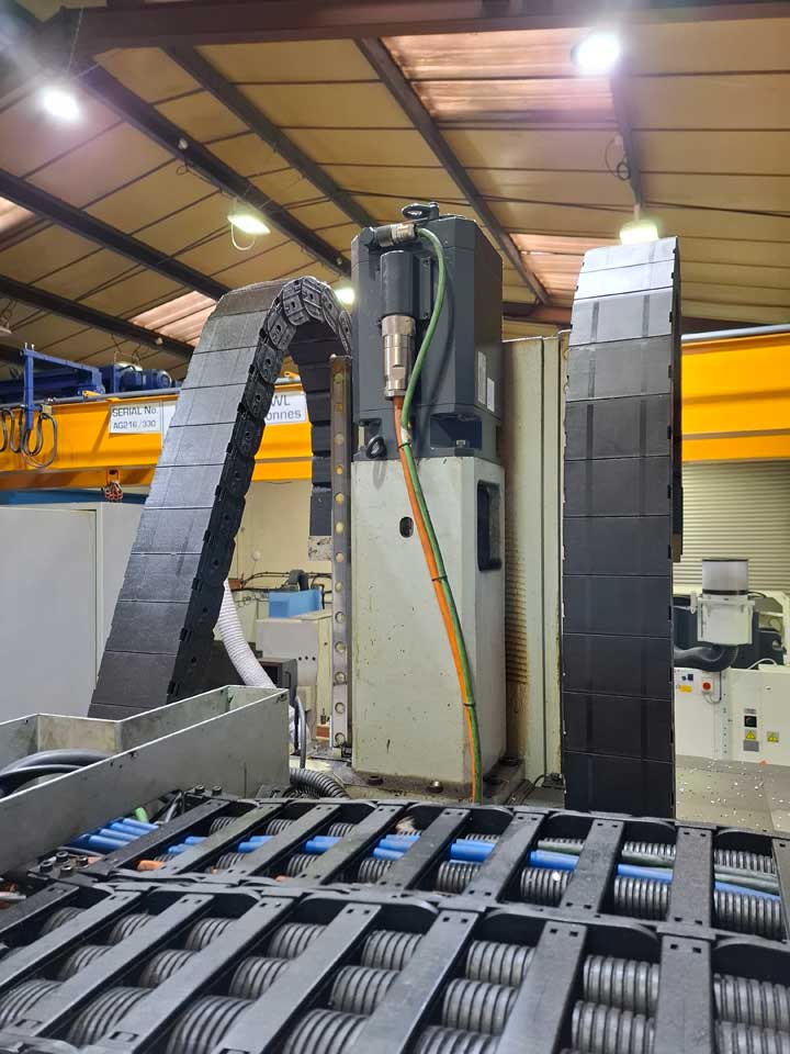 Z axis Motor encoder cable routing