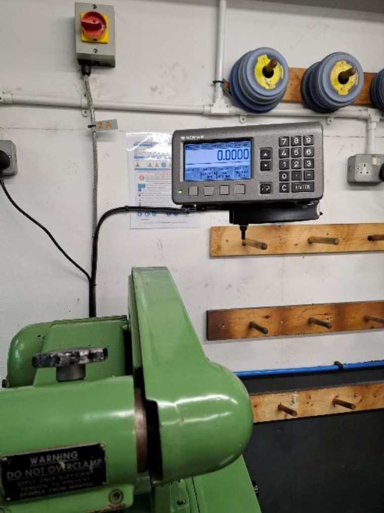 Position of single axis ND 287 display.
